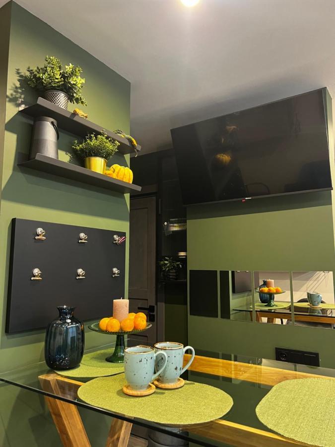 Cozy Charming Spot - Superb Location Pinki